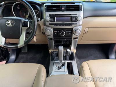 2010 Toyota 4Runner SR5 - zdjęcie 56 z 106 - miniatura