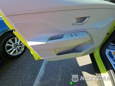 2025 Hyundai Kona SEL - zdjęcie 9 z 20 - miniatura