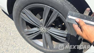 2023 Volkswagen Jetta SE - zdjęcie 28 z 30 - miniatura