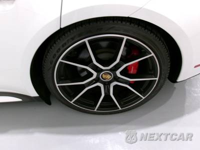 2022 Porsche Taycan 4S - zdjęcie 7 z 17 - miniatura