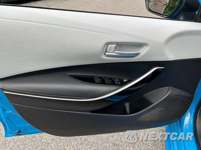 2019 Toyota Corolla Hatchback XSE - zdjęcie 20 z 50 - miniatura