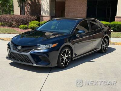 2018 Toyota Camry SE - zdjęcie 7 z 26 - miniatura