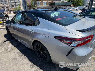 2023 Toyota Camry Hybrid XSE - zdjęcie 9 z 22 - miniatura