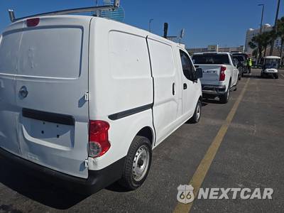 2015 Nissan NV200 Compact Cargo S 115.2" WB - zdjęcie 4 z 17 - miniatura