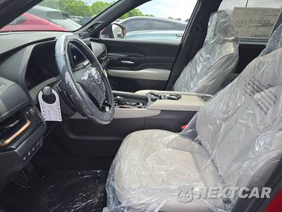 2026 Toyota Grand Highlander Hybrid MAX Limited - zdjęcie 7 z 20 - miniatura