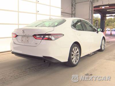 2022 Toyota Camry LE - zdjęcie 4 z 35 - miniatura
