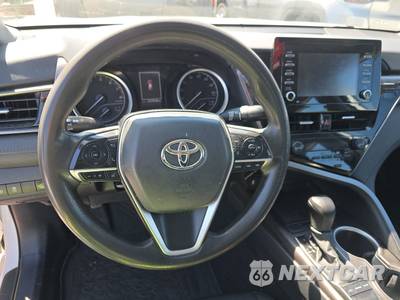 2022 Toyota Camry LE - zdjęcie 10 z 35 - miniatura