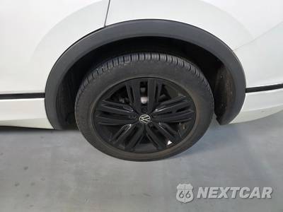2022 Volkswagen Tiguan SE R-Line Black - zdjęcie 3 z 32 - miniatura