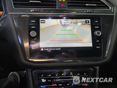2022 Volkswagen Tiguan SE R-Line Black - zdjęcie 17 z 32 - miniatura