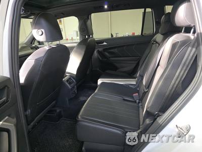 2022 Volkswagen Tiguan SE R-Line Black - zdjęcie 21 z 32 - miniatura