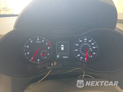 2016 Hyundai Veloster Turbo - zdjęcie 12 z 29 - miniatura