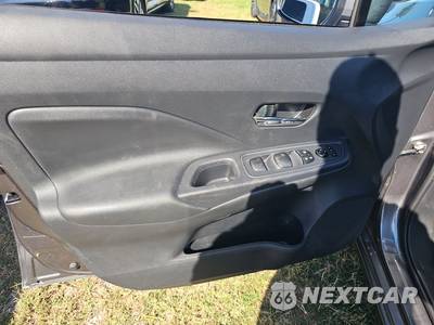 2024 Nissan Versa SV - zdjęcie 9 z 17 - miniatura