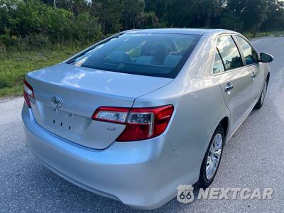 2012 Toyota Camry LE - zdjęcie 6 z 54 - miniatura