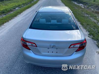 2012 Toyota Camry LE - zdjęcie 7 z 54 - miniatura