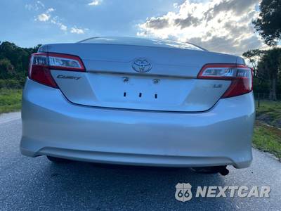 2012 Toyota Camry LE - zdjęcie 8 z 54 - miniatura