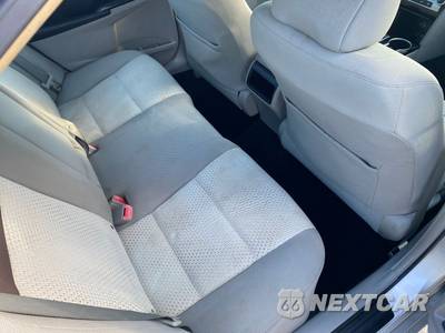 2012 Toyota Camry LE - zdjęcie 39 z 54 - miniatura