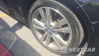 2014 Mercedes-Benz E 350 Sedan - zdjęcie 21 z 27 - miniatura