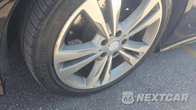 2014 Mercedes-Benz E 350 Sedan - zdjęcie 19 z 27 - miniatura