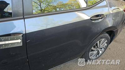 2018 Toyota Corolla XLE Sedan - zdjęcie 31 z 43 - miniatura