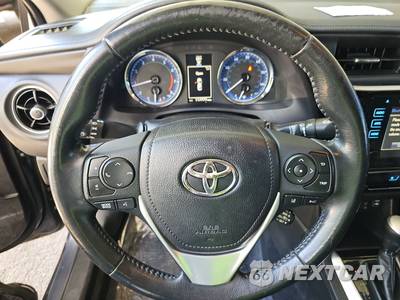 2018 Toyota Corolla XLE Sedan - zdjęcie 16 z 43 - miniatura