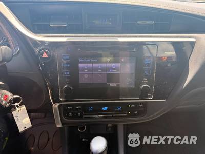 2017 Toyota Corolla LE Sedan - zdjęcie 13 z 16 - miniatura