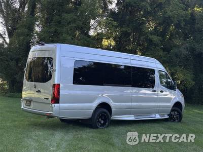 2023 Mercedes-Benz Sprinter 3500XD Cargo Van DRW High Roof 170.0" WB - zdjęcie 34 z 47 - miniatura