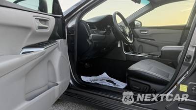 2017 Toyota Camry SE - zdjęcie 12 z 24 - miniatura