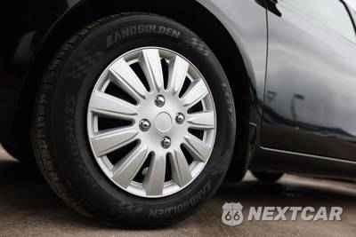 2014 Nissan Versa SV - zdjęcie 27 z 27 - miniatura