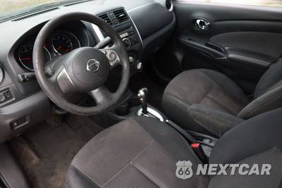 2014 Nissan Versa SV - zdjęcie 10 z 27 - miniatura