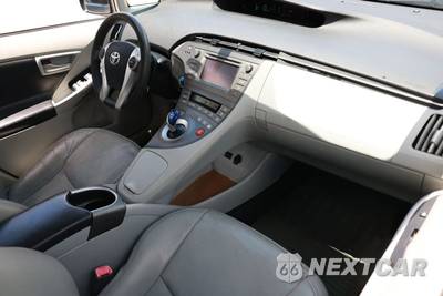 2012 Toyota Prius Two - zdjęcie 10 z 32 - miniatura