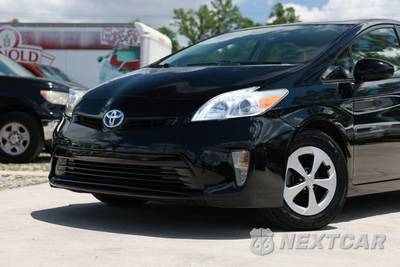 2012 Toyota Prius Two - zdjęcie 31 z 32 - miniatura