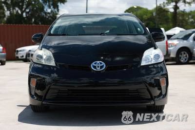 2012 Toyota Prius Two - zdjęcie 2 z 32 - miniatura