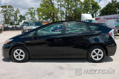 2012 Toyota Prius Two - zdjęcie 5 z 32 - miniatura