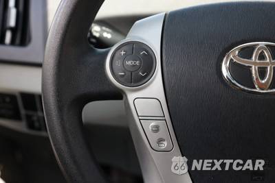 2012 Toyota Prius Two - zdjęcie 20 z 32 - miniatura