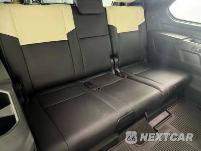 2023 Toyota Sequoia Capstone - zdjęcie 43 z 50 - miniatura