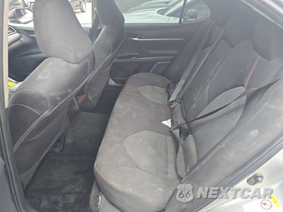 2018 Toyota Camry LE - zdjęcie 13 z 34 - miniatura