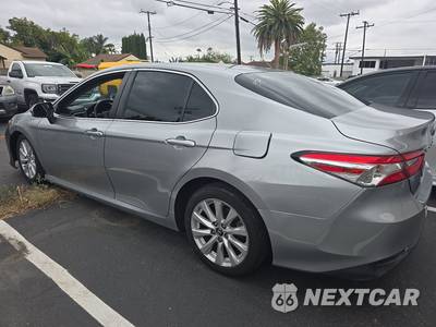 2018 Toyota Camry LE - zdjęcie 6 z 34 - miniatura
