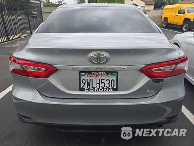 2018 Toyota Camry LE - zdjęcie 5 z 34 - miniatura
