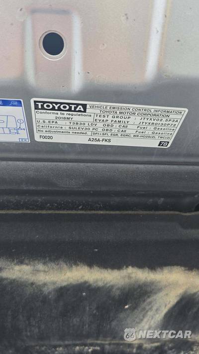 2018 Toyota Camry LE - zdjęcie 23 z 34 - miniatura