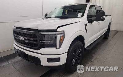 2025 Ford F-150 LARIAT Crew Cab Medium Bed