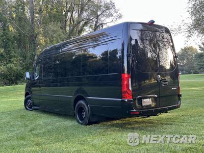 2024 Mercedes-Benz Sprinter 3500XD Cargo Van DRW High Roof 170.0" WB - zdjęcie 36 z 40 - miniatura