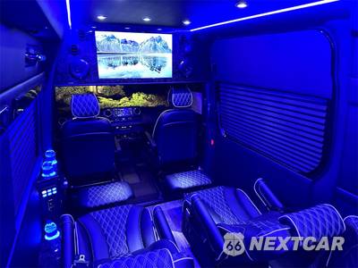 2024 Mercedes-Benz Sprinter 3500XD Cargo Van DRW High Roof 170.0" WB - zdjęcie 24 z 50 - miniatura