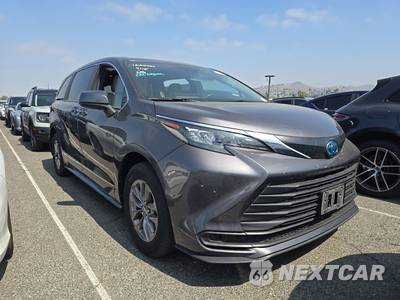 2025 Toyota Sienna LE 8-Passenger 120.5" WB - zdjęcie 3 z 32 - miniatura