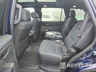2026 Toyota Sequoia Platinum - zdjęcie 19 z 28 - miniatura