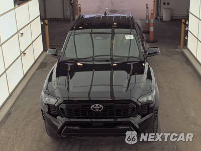 2025 Toyota Tacoma TRD Off-Road Crew Cab Medium Bed - zdjęcie 2 z 32 - miniatura