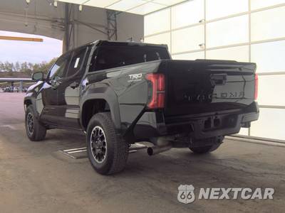 2025 Toyota Tacoma TRD Off-Road Crew Cab Medium Bed - zdjęcie 8 z 32 - miniatura