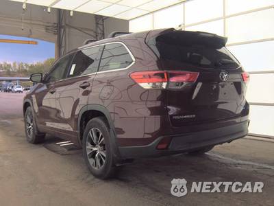 2017 Toyota Highlander LE Plus - zdjęcie 6 z 35 - miniatura