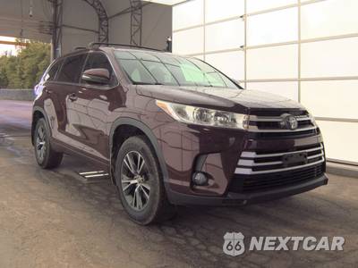 2017 Toyota Highlander LE Plus - zdjęcie 3 z 35 - miniatura