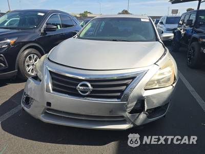 2015 Nissan Altima 2.5 S - zdjęcie 2 z 72 - miniatura