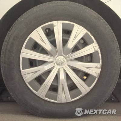2022 Toyota Camry Hybrid LE - zdjęcie 21 z 27 - miniatura